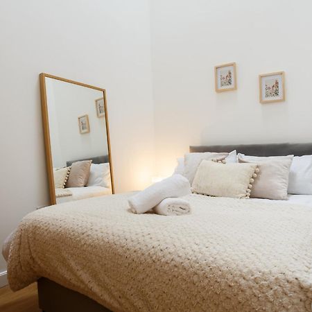 Cozy Downtown Loft In Bradford Apartment แบรดฟอร์ด ภายนอก รูปภาพ